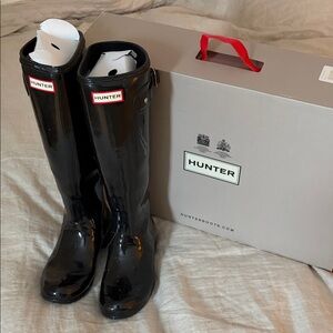 Hunter Glossy Black Rain Boots